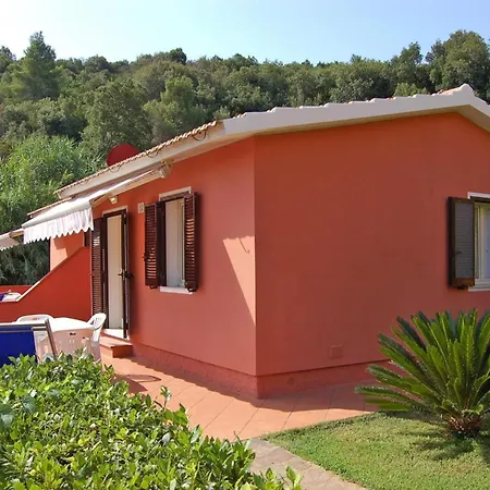 Apartment In Near Sea *