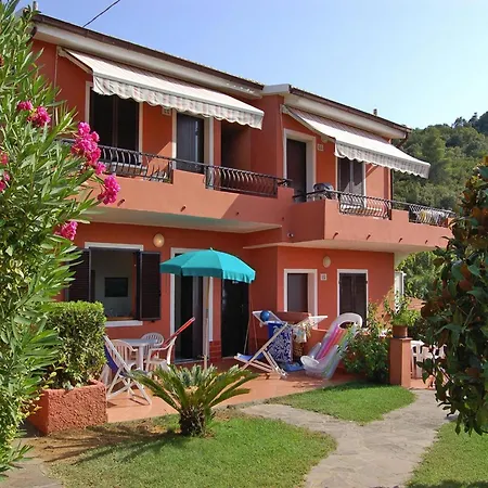 In Near Sea Apartment *
