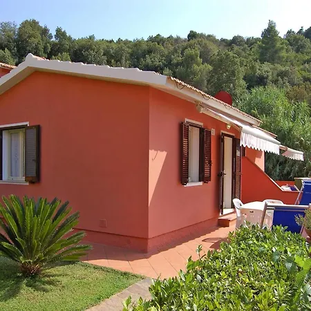 Apartment In Near Sea