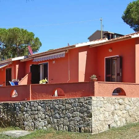 Apartment In Near Sea